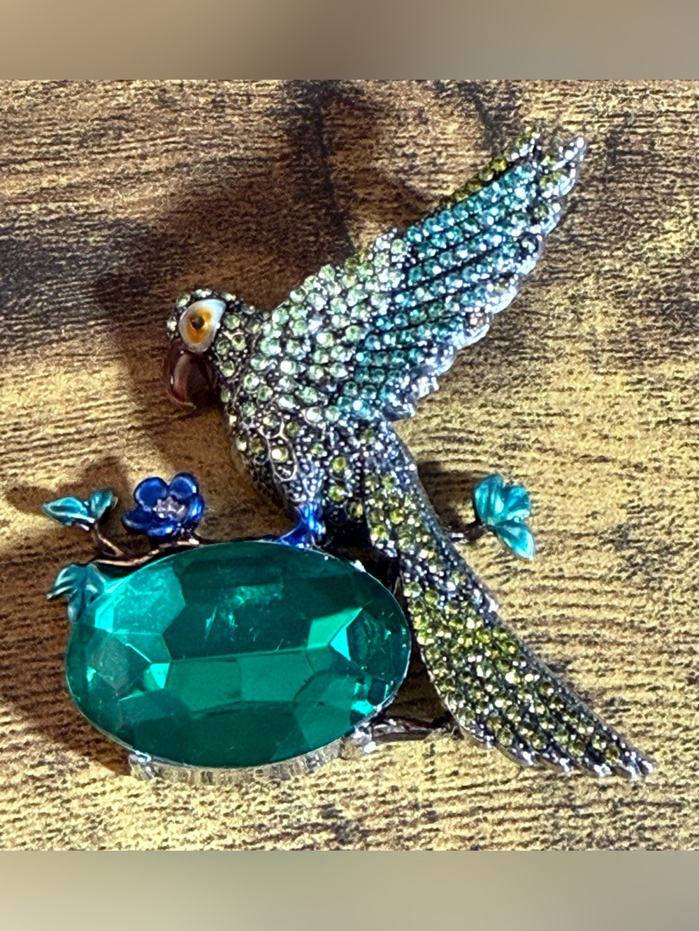 Parrot Brooch in Teal and Green - Fashion Accessory